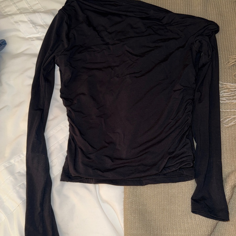 Abercrombie Long-Sleeve Off-The-Shoulder Draped Top